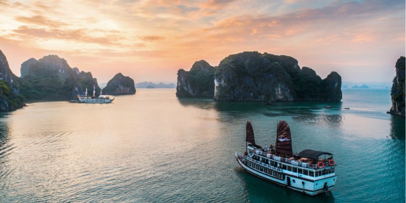 Ha Long Bay Cruise